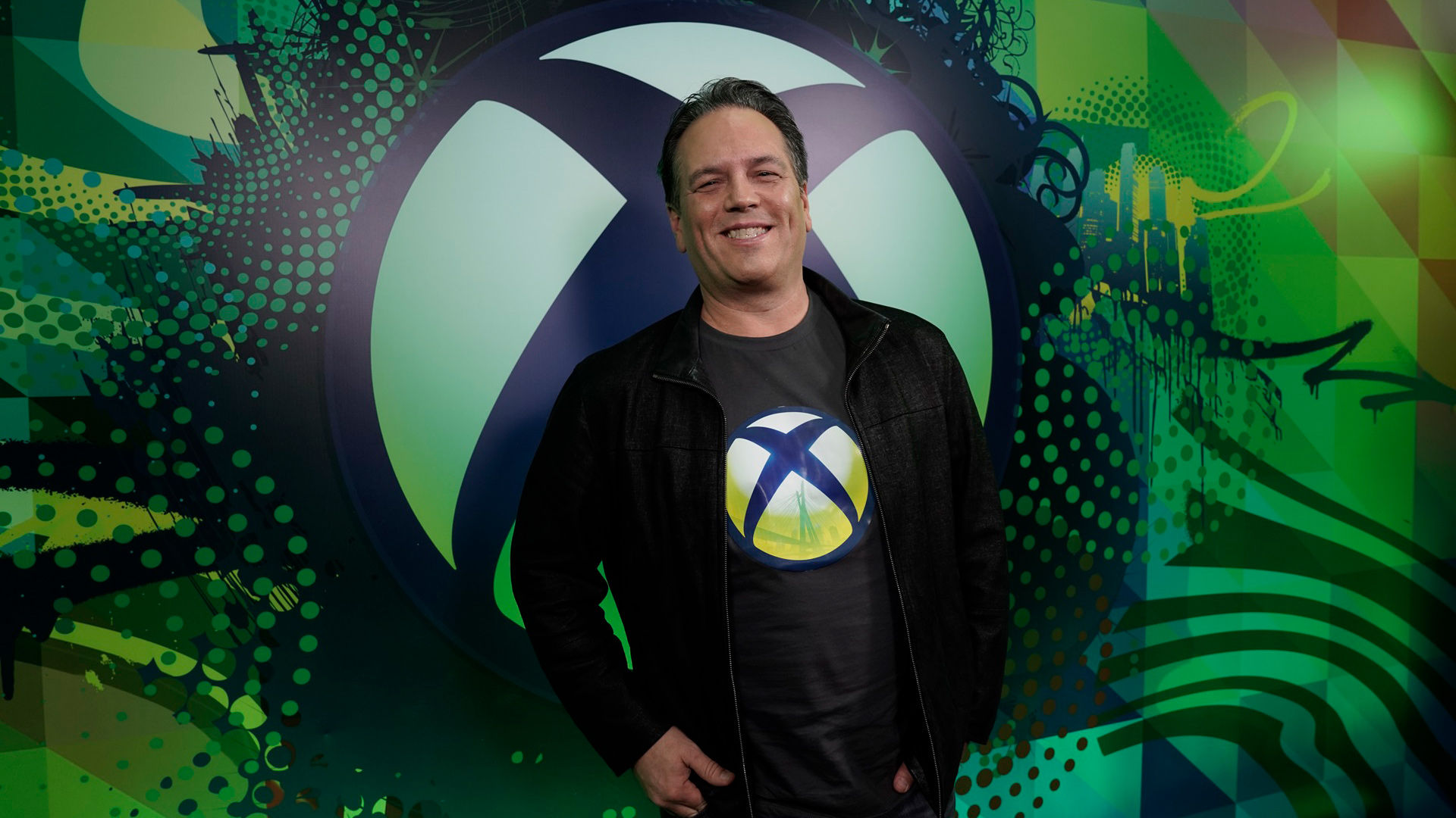 Фил Спенсер удваивает усилия по распространению эксклюзивов Xbox на большее количество платформ